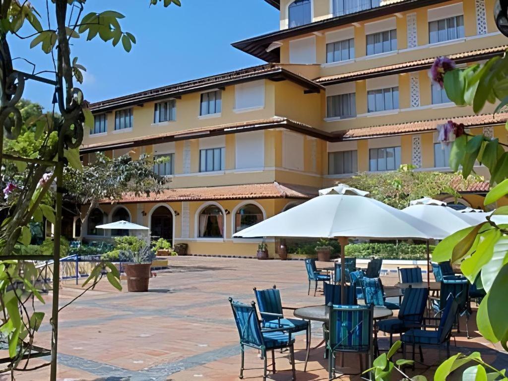 Hotel Melia Panama Canal Колон Экстерьер фото